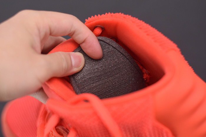 Nike Air YEEZY 2 “Red October” 508214-660