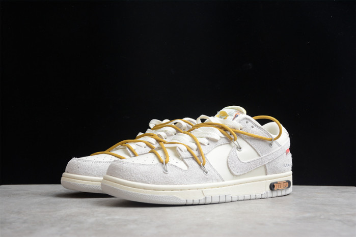 Off-White x Dunk Low ‘Lot 37 of 50’ DJ0950-105