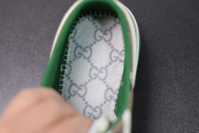 GUCC RHYTON SNEAKER 19668 DRW00 2088