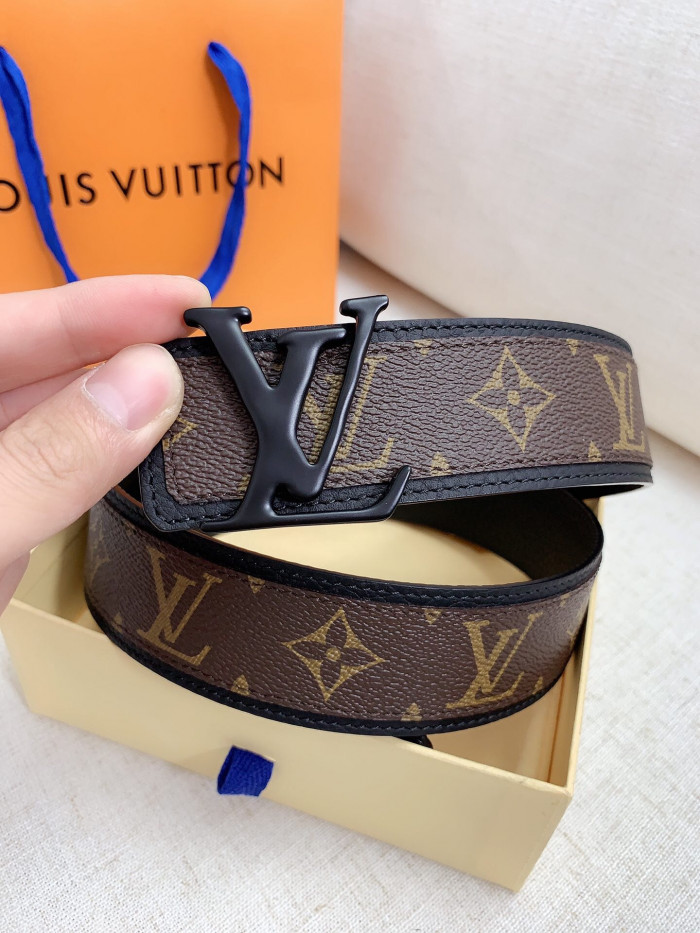 Loui Vuitto Belt-4CM